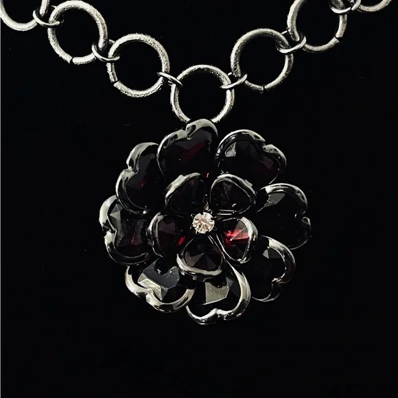 Hand Crafted Blood Red Flower Pendant Necklace - Picture 3 of 3